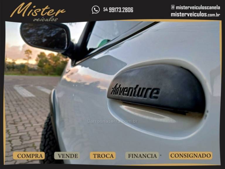 FIAT - PALIO - 2003/2004 - Branca - R$ 25.900,00