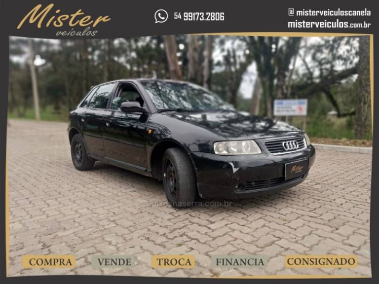 AUDI - A3 - 2000/2001 - Preta - R$ 23.900,00