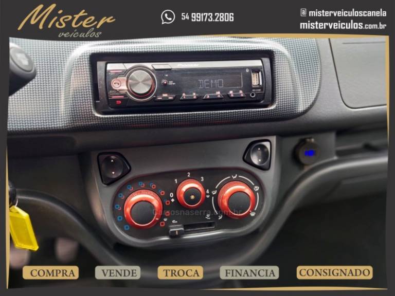 FIAT - UNO - 2013/2013 - Prata - R$ 42.900,00