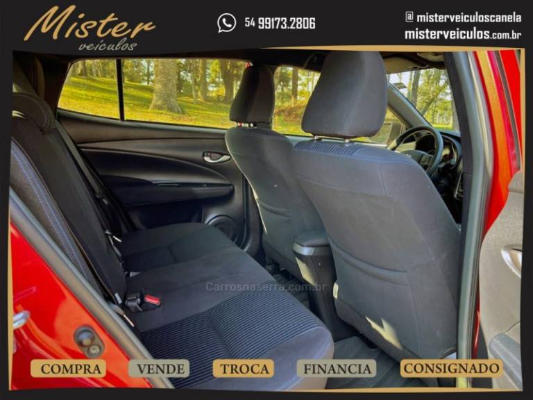TOYOTA - YARIS - 2022/2022 - Vermelha - R$ 89.900,00