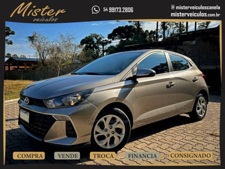 HYUNDAI - HB20 - 2023/2024 - Dourada - R$ 75.900,00
