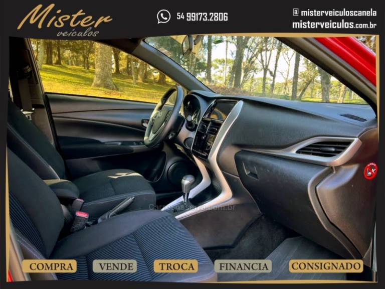 TOYOTA - YARIS - 2022/2022 - Vermelha - R$ 89.900,00