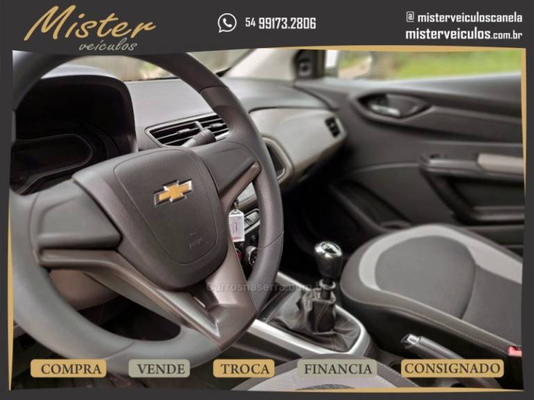 CHEVROLET - PRISMA - 2014/2015 - Branca - R$ 49.900,00