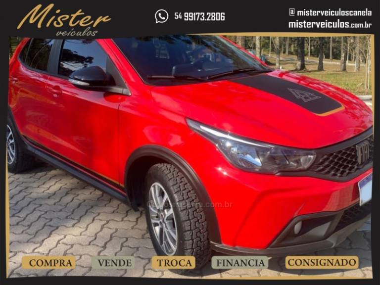 FIAT - ARGO - 2022/2023 - Vermelha - R$ 85.900,00