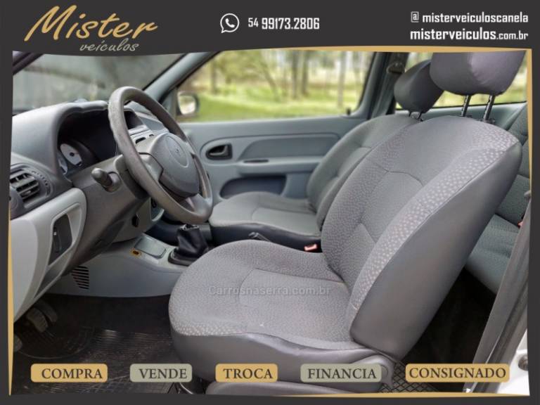 RENAULT - CLIO - 2010/2011 - Prata - R$ 21.900,00