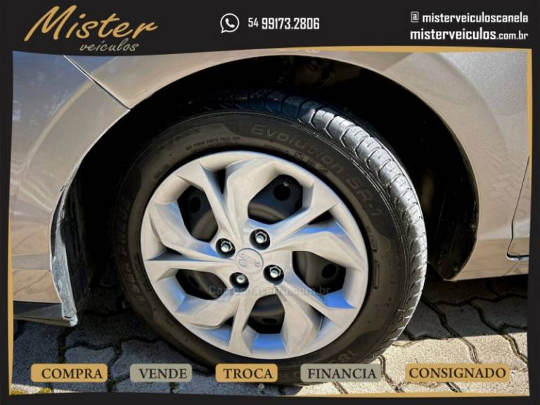 HYUNDAI - HB20 - 2023/2024 - Dourada - R$ 75.900,00
