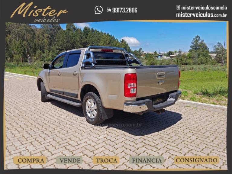 CHEVROLET - S10 - 2013/2013 - Dourada - R$ 94.900,00