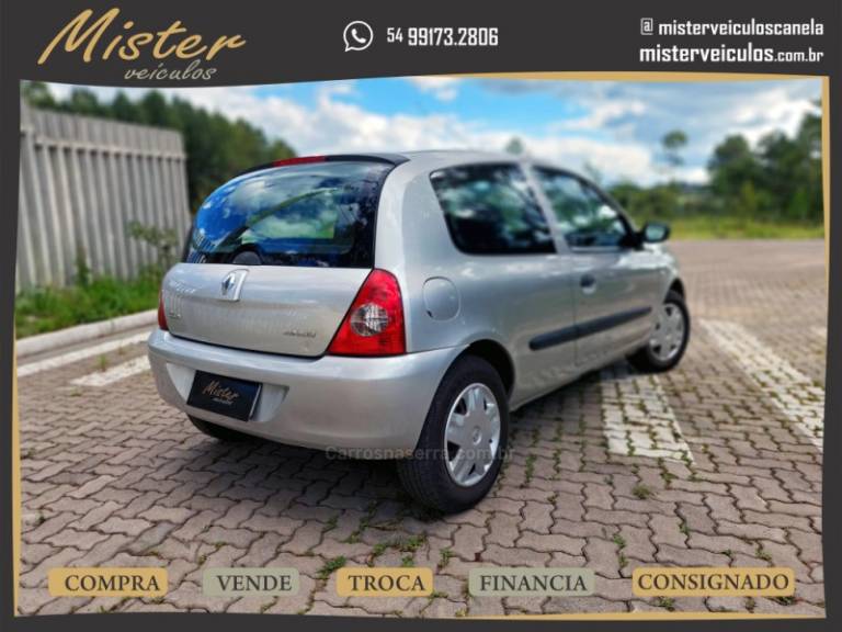 RENAULT - CLIO - 2010/2011 - Prata - R$ 21.900,00